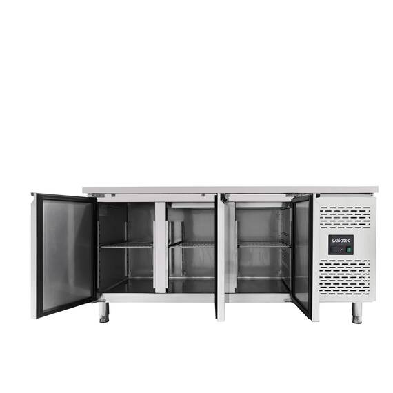 Vaiotec Kühltisch / 3-türig - Monoblock, 1795 x 700 mm