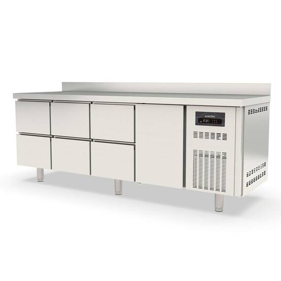 Vaiotec Topline Kühltisch / 4-fach GN1/1 mit 6 Schubladen / 1 Tür & Aufkantung, 2245 x 700 mm