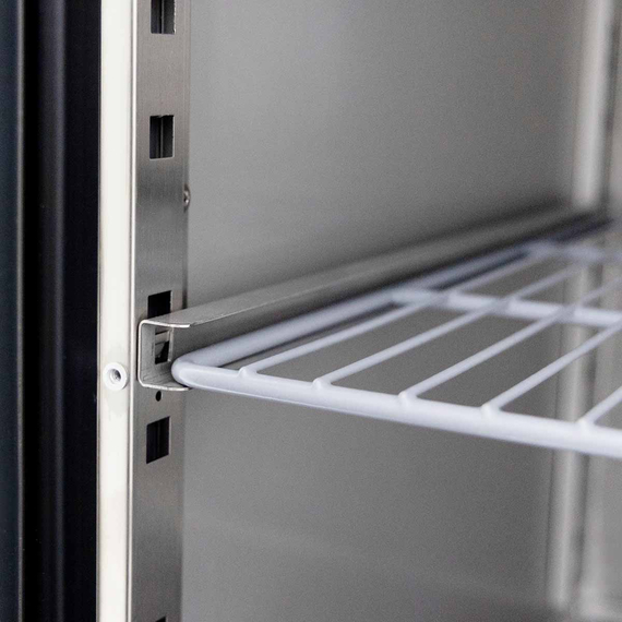 Vaiotec Kühltisch / 2 Türen & 3 Schubladen links - Monoblock, 1795 x 700 mm