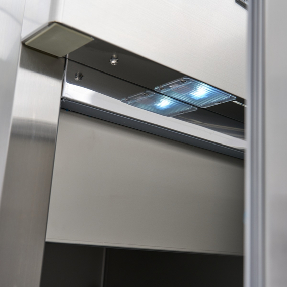 Maxima Gastro Kühlschrank - 600 l - 3 Einstellbare Regale (2/1 GN) - Rostfreier Stahl - auf Rädern