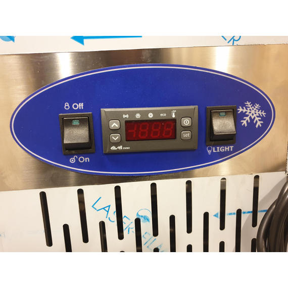 Combisteel Gekühltes Büffet Gn 4/1 – Breite 1400