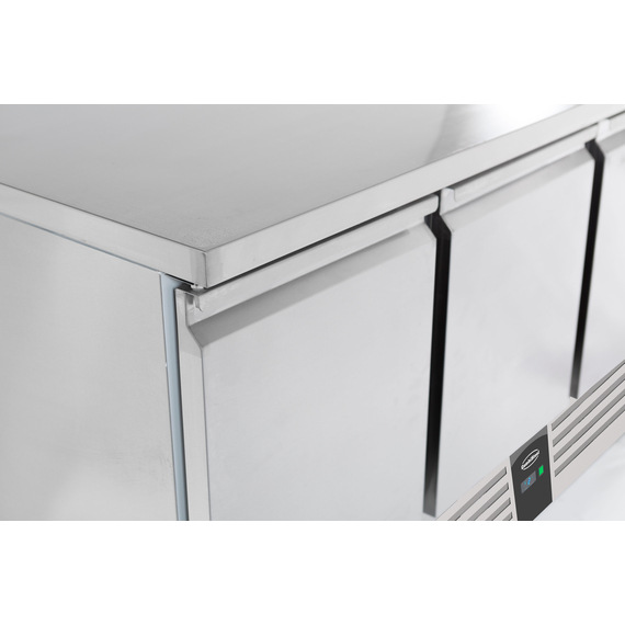 Combisteel Compact Line Kühltisch 3 Türen