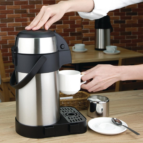 Olympia Edelstahl Pumpkanne 2,5L