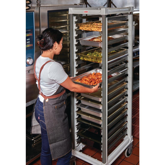 Cambro GN 1/1 Regalwagen 18 Etagen